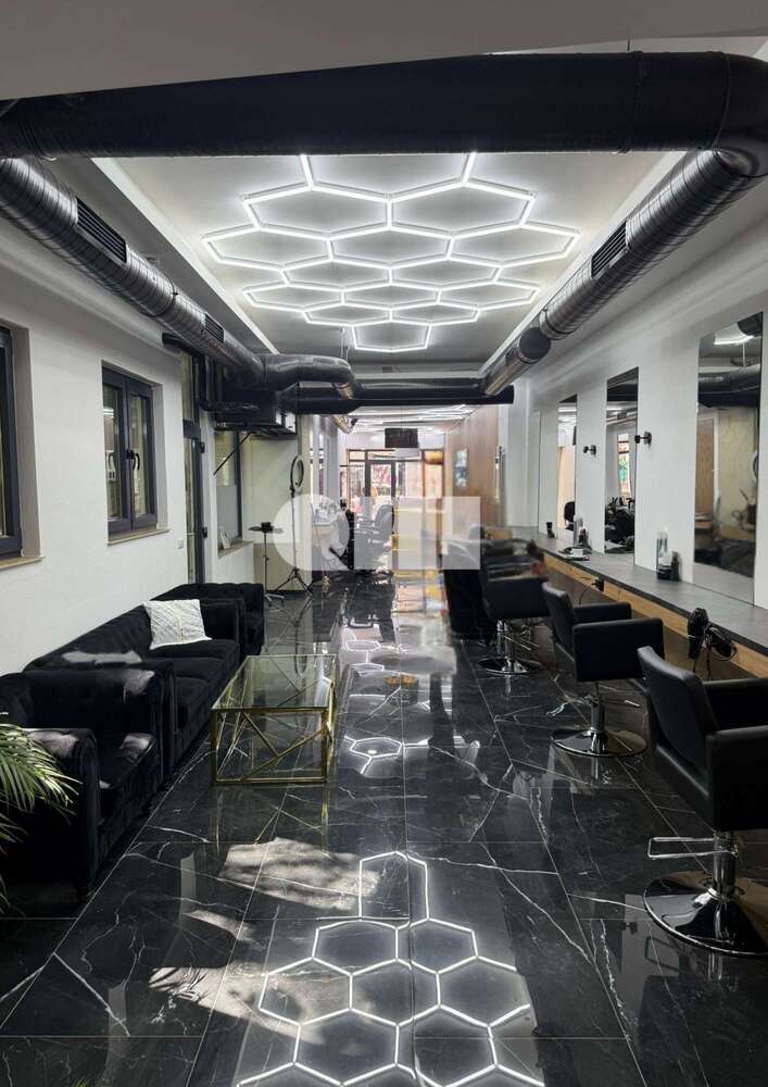 Einzelhandel in München 3.500 € 120 m²