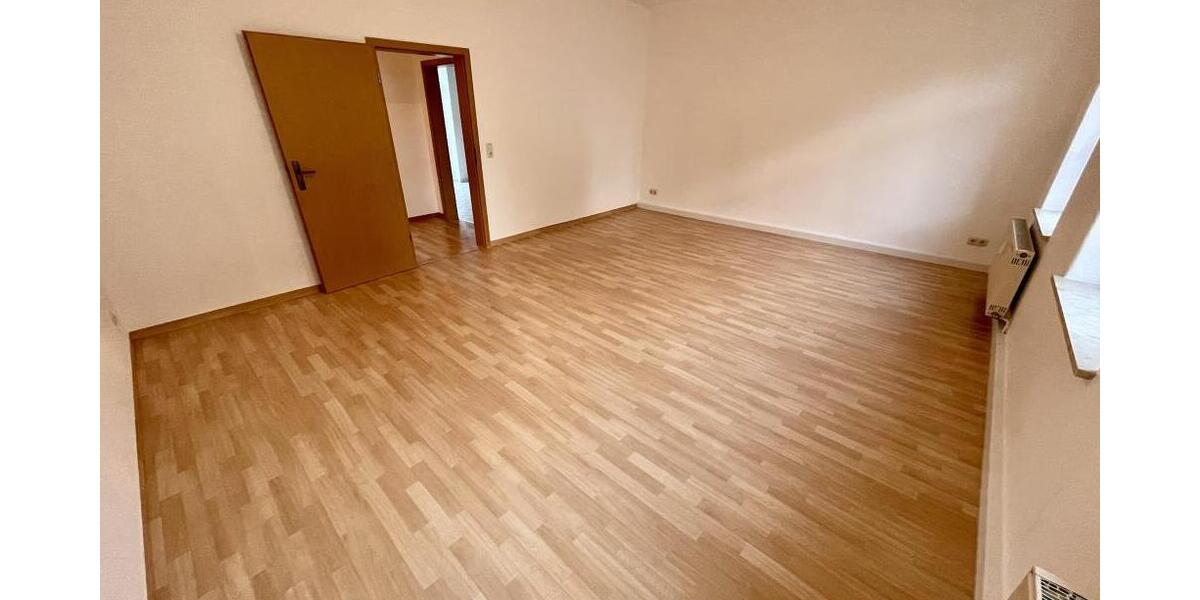 Große 1 Raum-Wohnung mit neuer Einbauküche & Wanne in Gera-Zwötzen! - Etagenwohnung Gera Zwötzen | Angebot:27022916