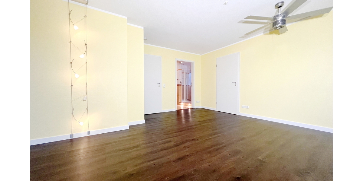 Einfamilienhaus mit 8 Zimmern und traumhaftem Garten zur Miete - Einfamilienhaus Wiemersdorf | Angebot:26058055