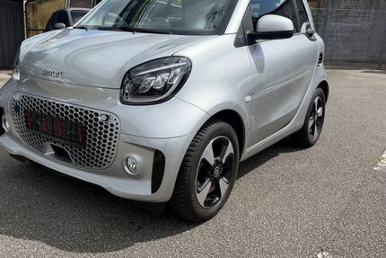 Smart ForTwo 31.370 km 11.790 &euro; Lübeck 23554