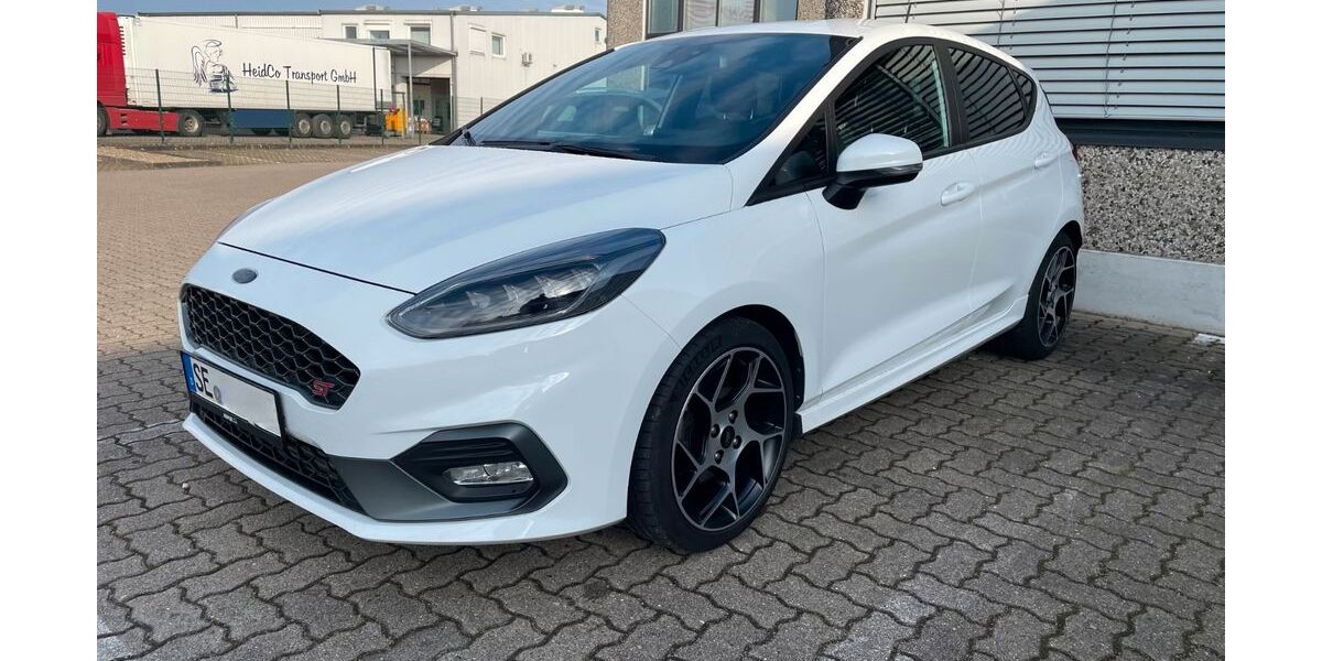 Ford Fiesta 119.000 km 13.599 &euro; Wiemersdorf 24649