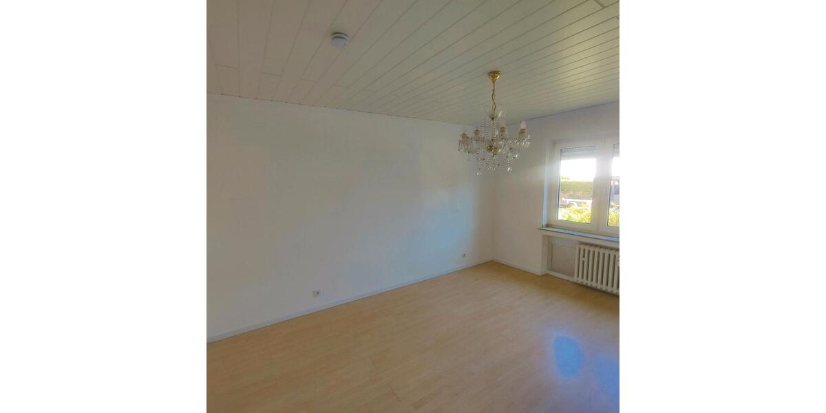 Erdgeschoßwohnung Hennef (Sieg) - 4 Zimmer, 86 m&sup2;, 1.200&euro; | Angebot:26270973