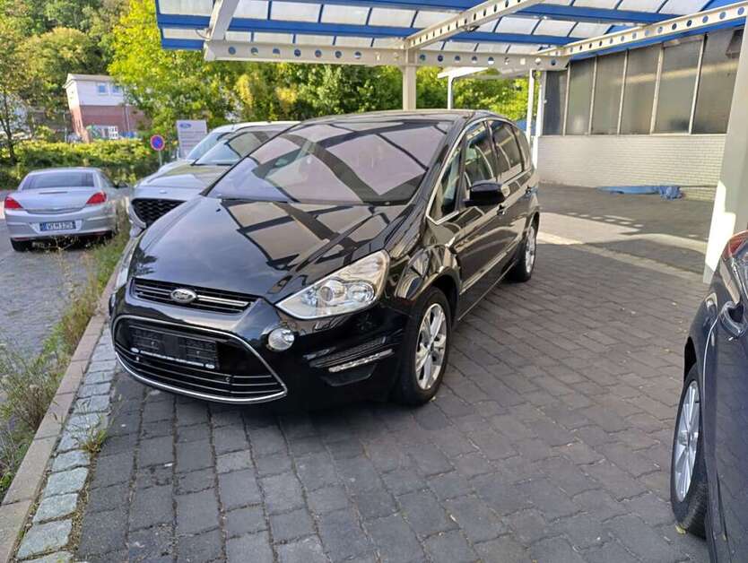 S-Max