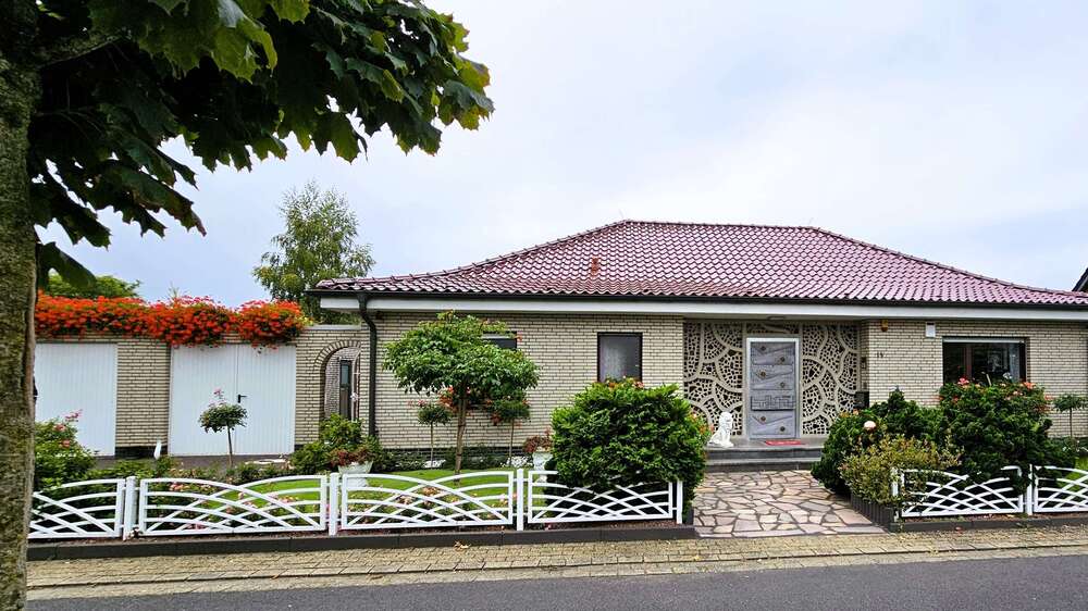 Einfamilienhaus Kevelaer-Twisteden Twisteden - 3 Zimmer, 180 m&sup2;, 560.000&euro; | Angebot:25896281