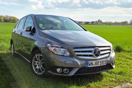 Mercedes-Benz B 180 77.350 km 8.900 &euro; Röhrmoos 85244