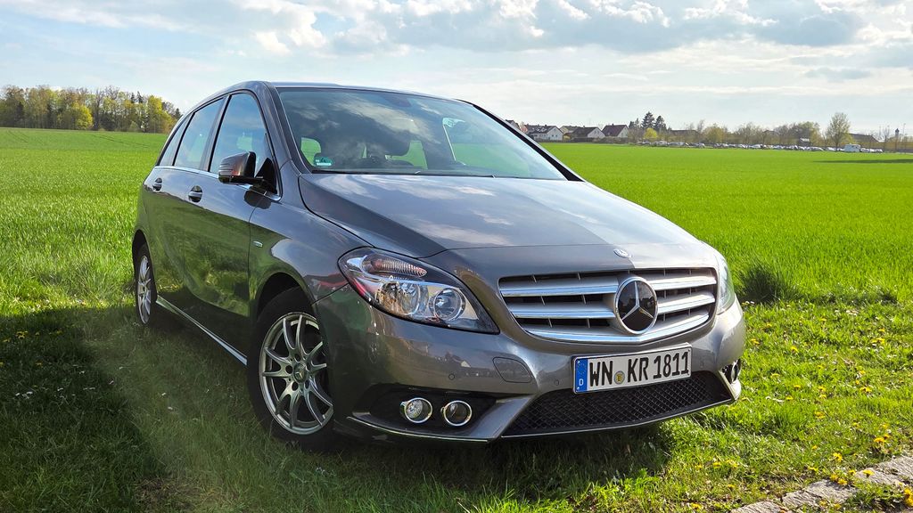 Mercedes-Benz B 180 77.350 km 8.900 &euro; Röhrmoos 85244