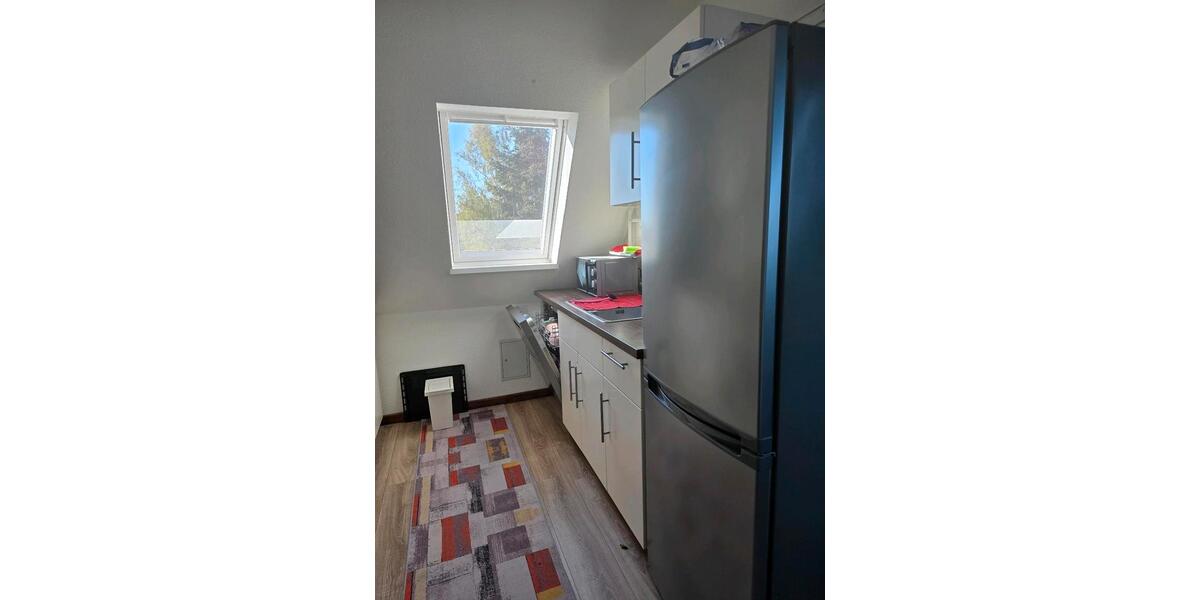 Dachgeschoßwohnung Lübeck Kücknitz - 2 Zimmer, 54 m&sup2;, 500&euro; | Angebot:26355483