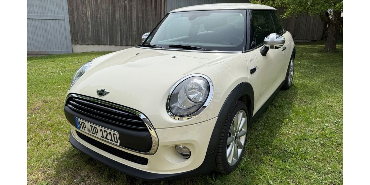 Mini ONE 124.630 km 8.990 &euro; Brunn 93164
