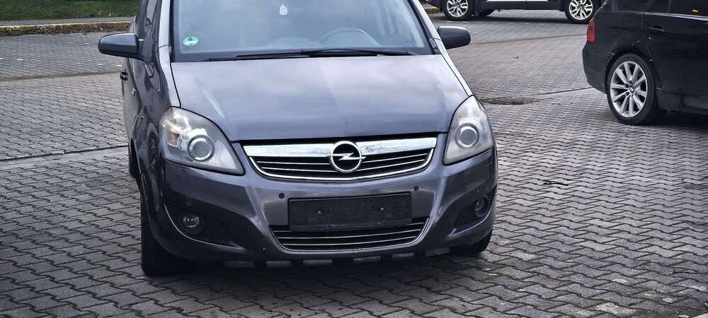Opel Zafira 218.000 km 2.700 &euro; Mannheim 68309