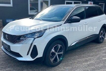 Peugeot 5008 29.100 km 32.990 € Bremerhaven 27580