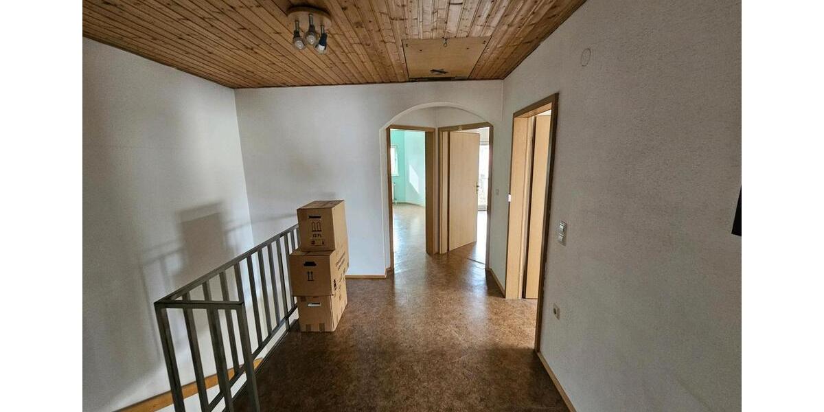 Doppelhaushälfte Wörth am Rhein - 6 Zimmer, 140 m&sup2;, 1.300&euro; | Angebot:25843112