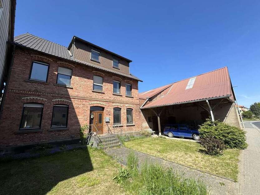 Haus zum Kaufen in Hardegsen 144.000 € 159 m²