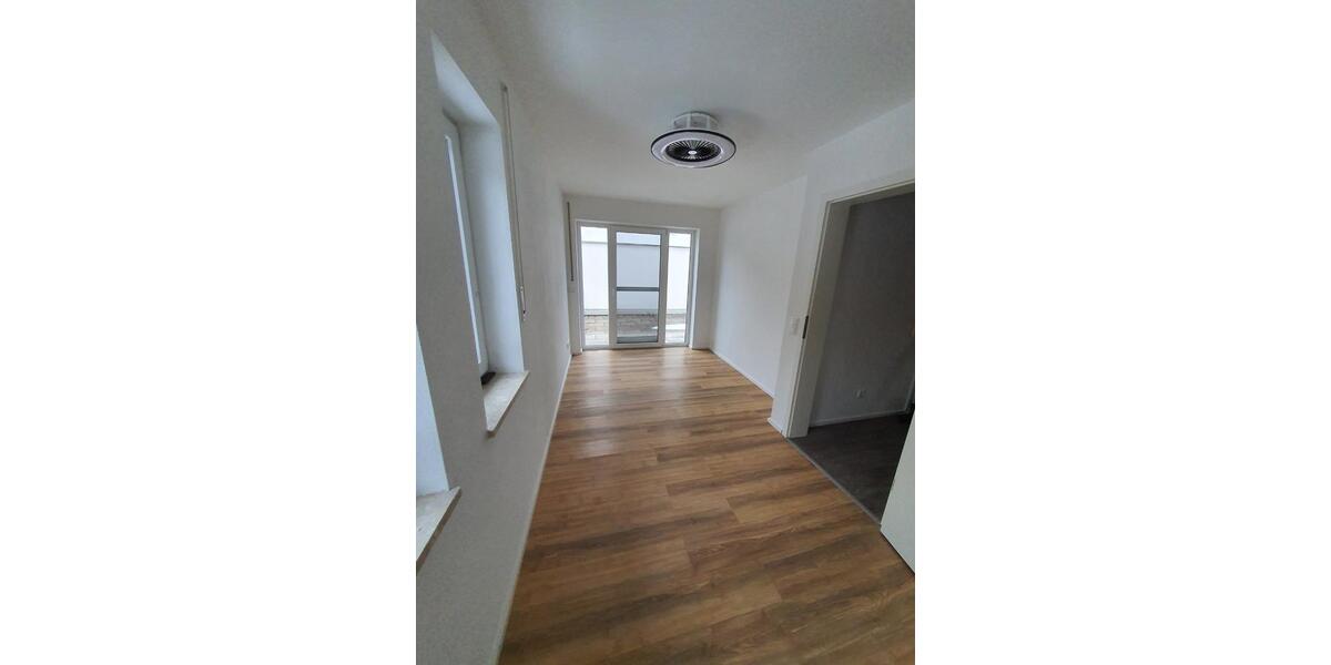 Doppelhaushälfte Trostberg - 4 Zimmer, 116 m&sup2;, 1.600&euro; | Angebot:24733392