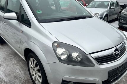 Opel Zafira 211.200 km 3.300 &euro; Lübeck 23560
