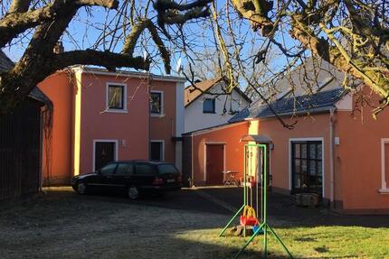 Romantisches Einfamilienwohnhaus mit 150 qm zu vermieten 8 zimmer