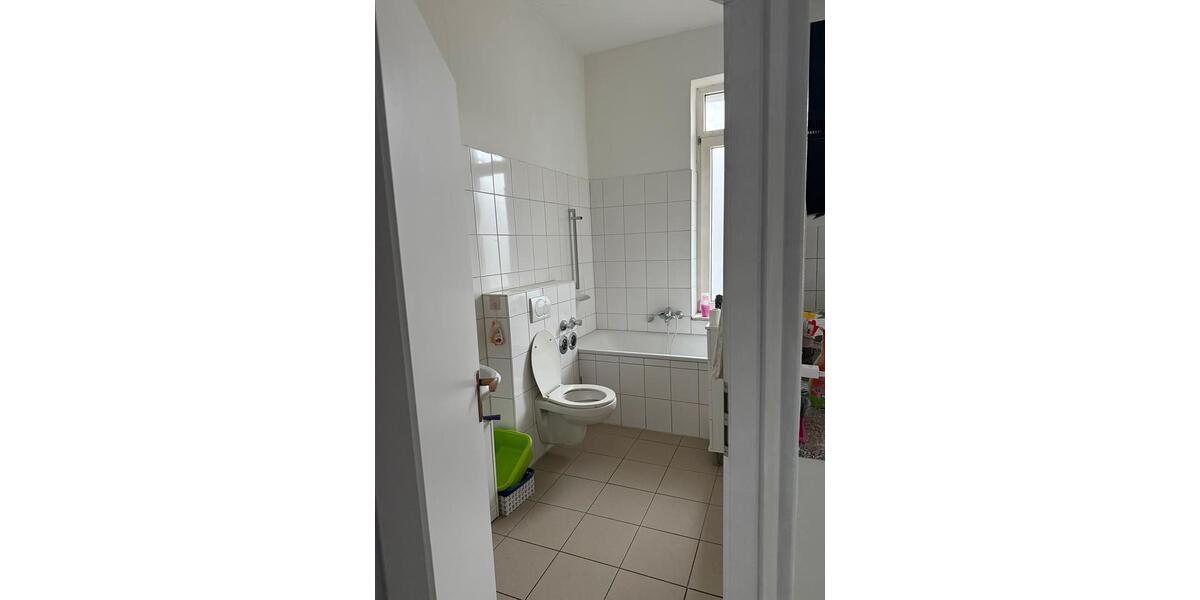 Dachgeschoßwohnung Neuss Furth-Mitte - 2 Zimmer, 44 m&sup2;, 650&euro; | Angebot:24830793