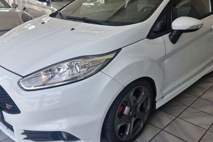 Ford Fiesta 112.970 km 9.590 &euro; Osterhofen 94486