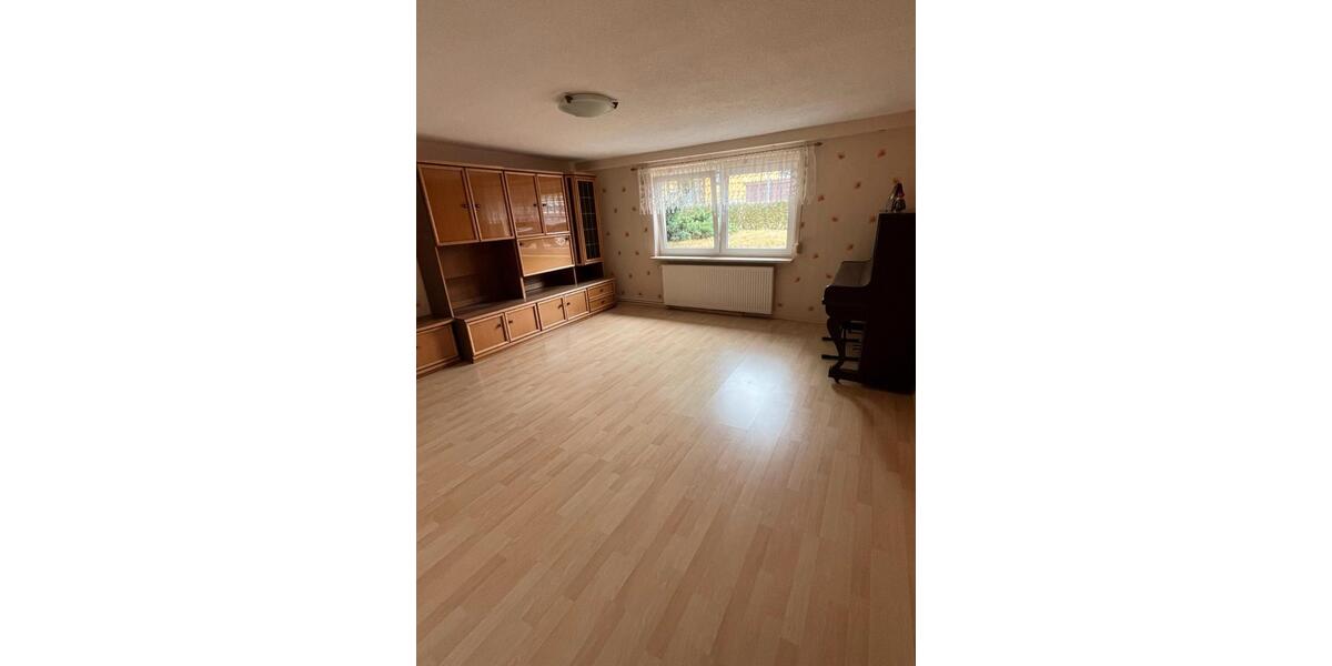 Einfamilienhaus Arendsee (Altmark) - 7 Zimmer, 172 m&sup2;, 230.000&euro; | Angebot:27121343