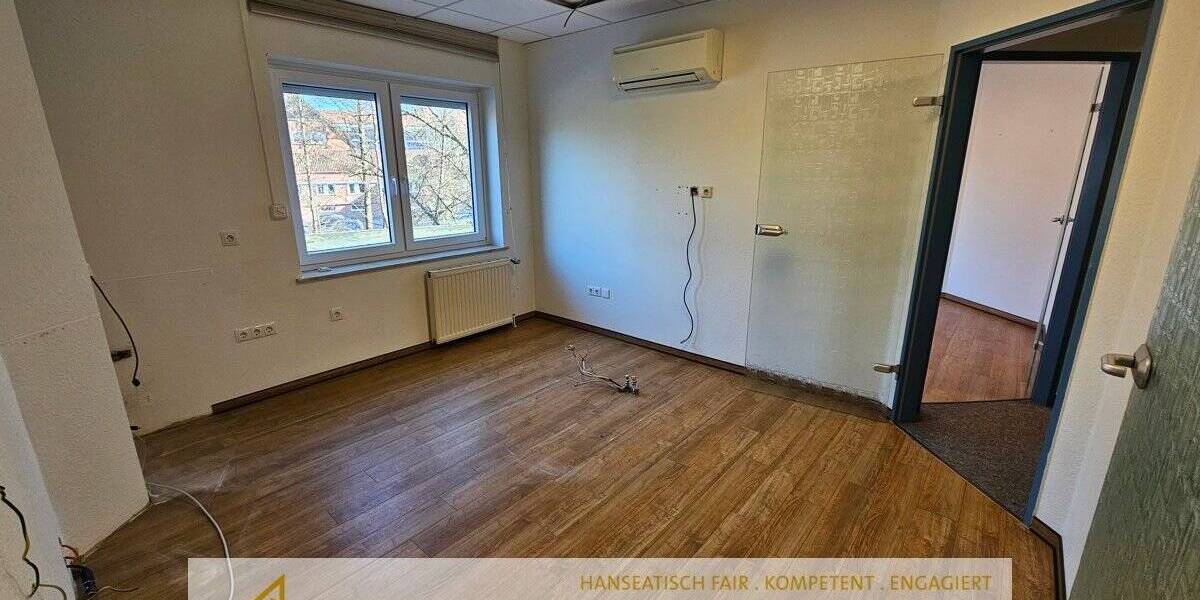 Gewerbeobjekt Syke - 1 Zimmer, 228 m&sup2;, 1.900&euro; | Angebot:25775308