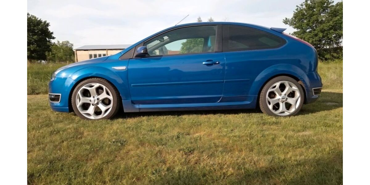 Ford Focus 190.034 km 5.700 &euro; Rhauderfehn 26817