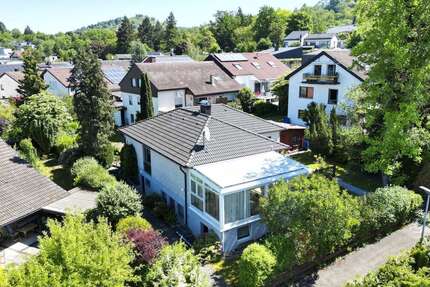 Haus Metzingen - 6.5 Zimmer, 177 m&sup2;, 644.000&euro; | Angebot:26801828