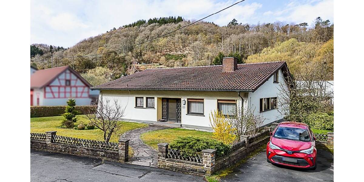 Einfamilienhaus Leimbach - 5 Zimmer, 155 m&sup2;, 220.000&euro; | Angebot:25997915