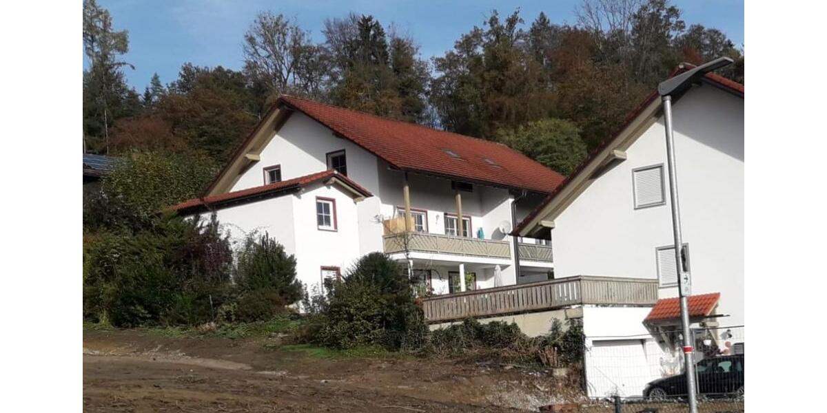 Doppelhaushälfte Trostberg - 7 Zimmer, 160 m&sup2;, 1.250&euro; | Angebot:24728919