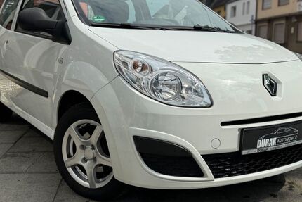 Renault Twingo 148.200 km 2.990 &euro; Siegburg 53721