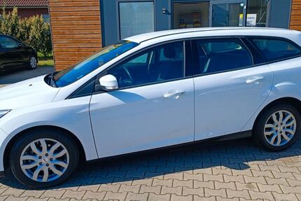 Ford Focus 115.000 km 8.900 &euro; Moormerland 26802