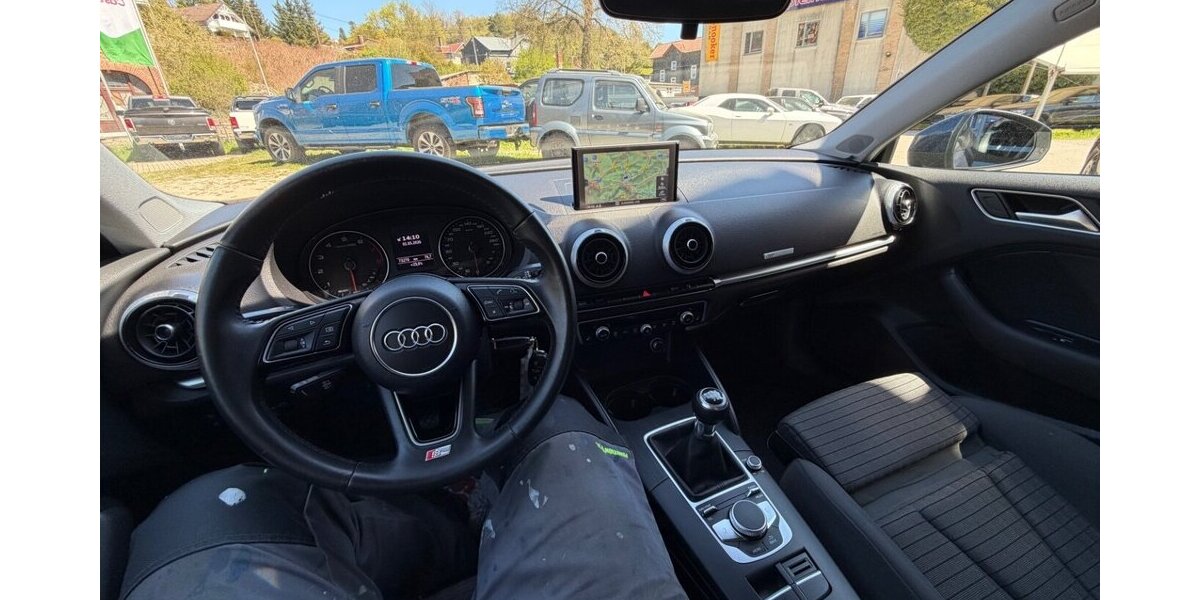 Audi A3 1,4 TFSI S LINE LIMOUSINE SERVICE NEU 73.500 km 14.990 &euro; Rudolstadt 07407