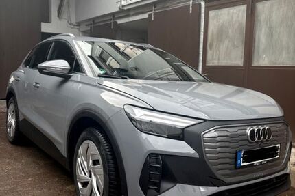 Audi Q4 e-tron 52.000 km 22.500 &euro; Frankfurt 60435