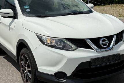 Nissan Qashqai 158.520 km 4.950 &euro; Bisingen 72406