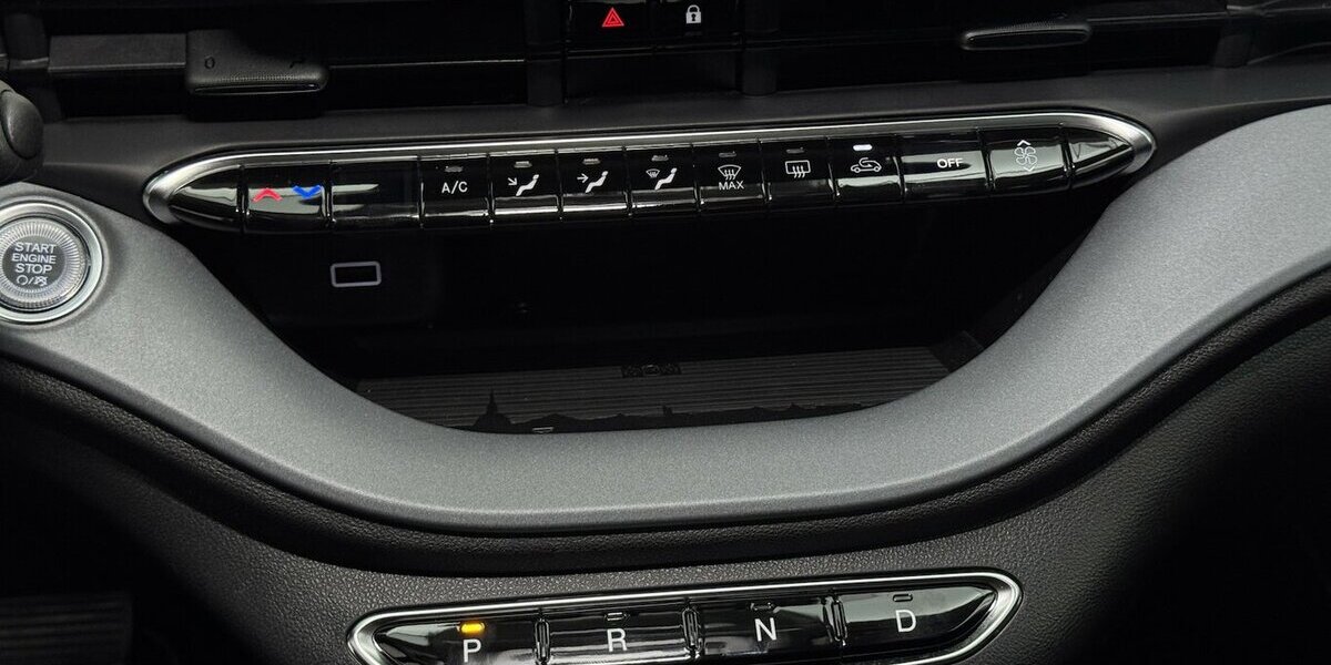 Fiat 500e Action CarPlay Android Automatik 1.Hand 18.400 km 13.490 &euro; Lich 35423