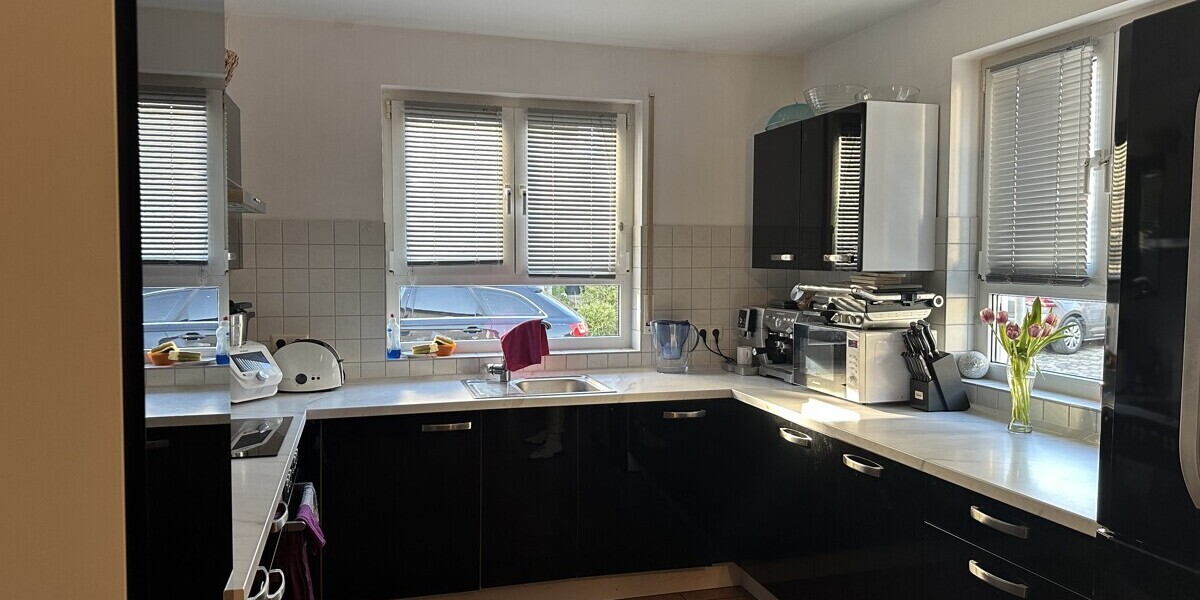 Moderne DHH · sehr gepflegt · werthaltig · zurzeit vermietet · ruhige Lage am Thunebach! - Doppelhaushälfte Bad Lippspringe | Angebot:27280483