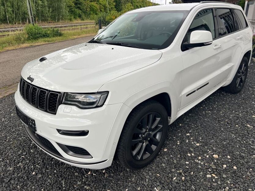 Grand Cherokee