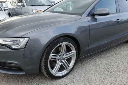 Audi A5 3.0 TDI quattro Bi-Xenon Standh. PDC Kamera S-L 146.000 km 17.950 &euro; Neumarkt/OPf 92318
