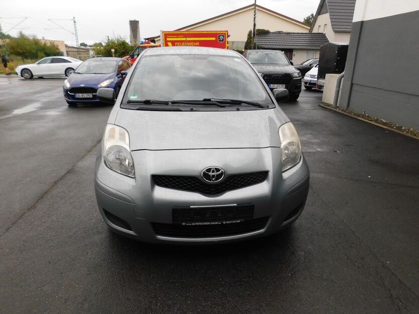 Toyota Yaris 152.125 km 3.250 € Lichtenfels 96215