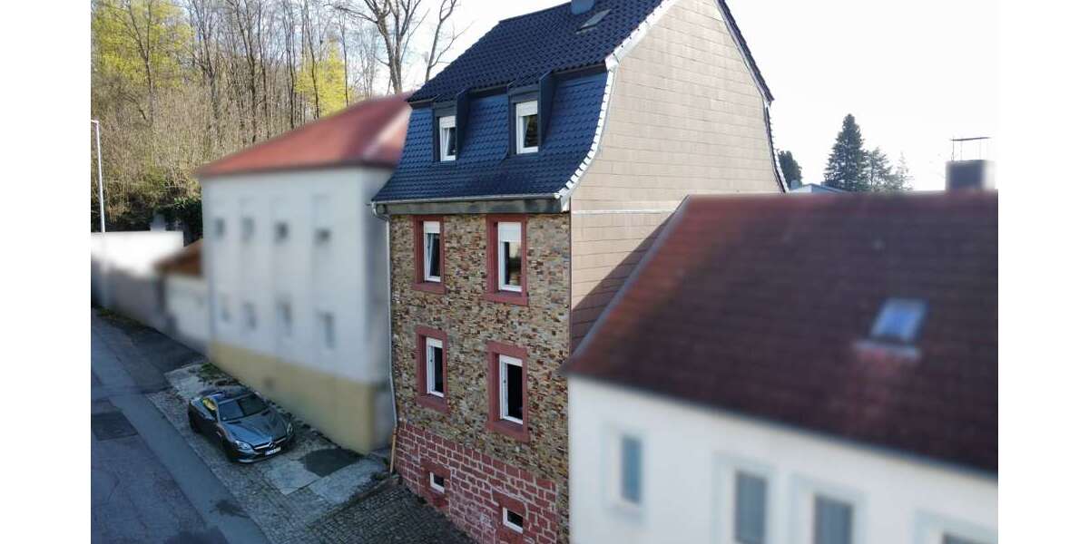 Einfamilienhaus Zweibrücken - 7 Zimmer, 120 m&sup2;, 250.000&euro; | Angebot:26446525