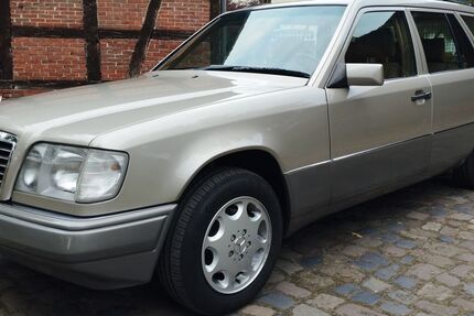 Mercedes-Benz E 230 364.500 km 16.750 € Ottersberg 28870