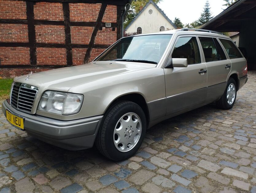 Mercedes-Benz E 230 364.500 km 16.750 € Ottersberg 28870