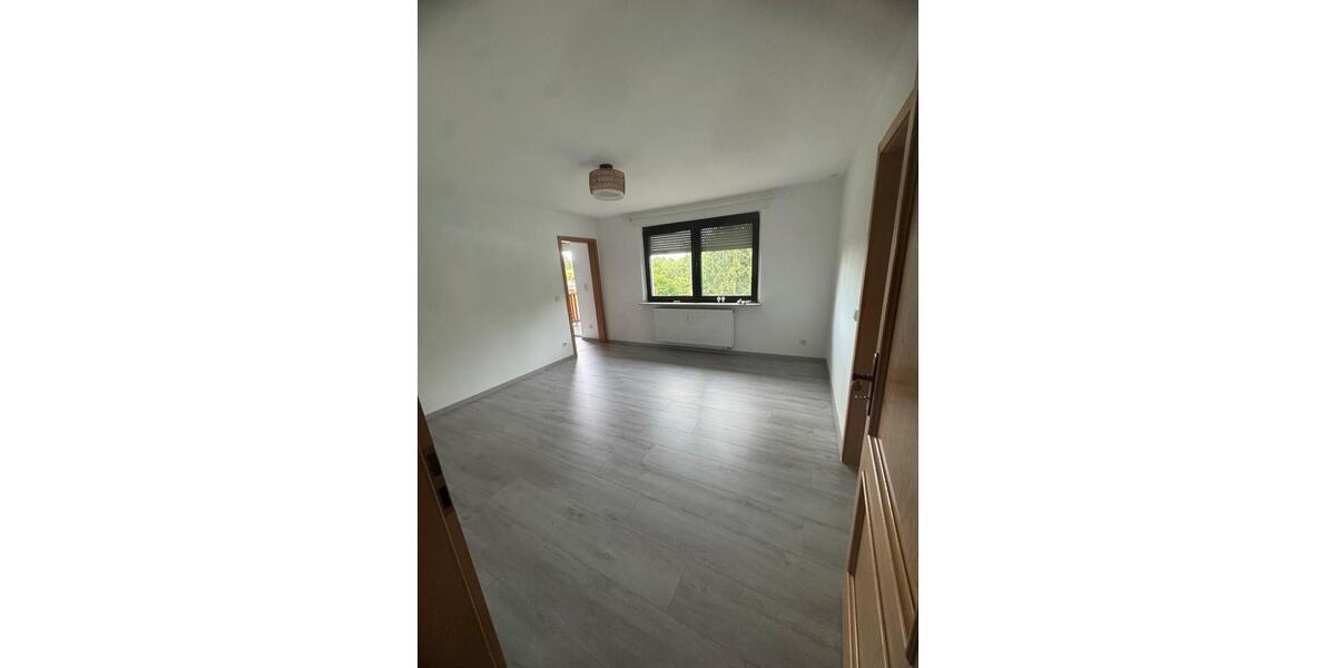 Etagenwohnung Heusweiler - 4 Zimmer, 90 m&sup2;, 750&euro; | Angebot:26613884