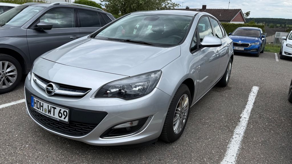 Opel Astra 98.000 km 5.600 &euro; Dettingen 89547