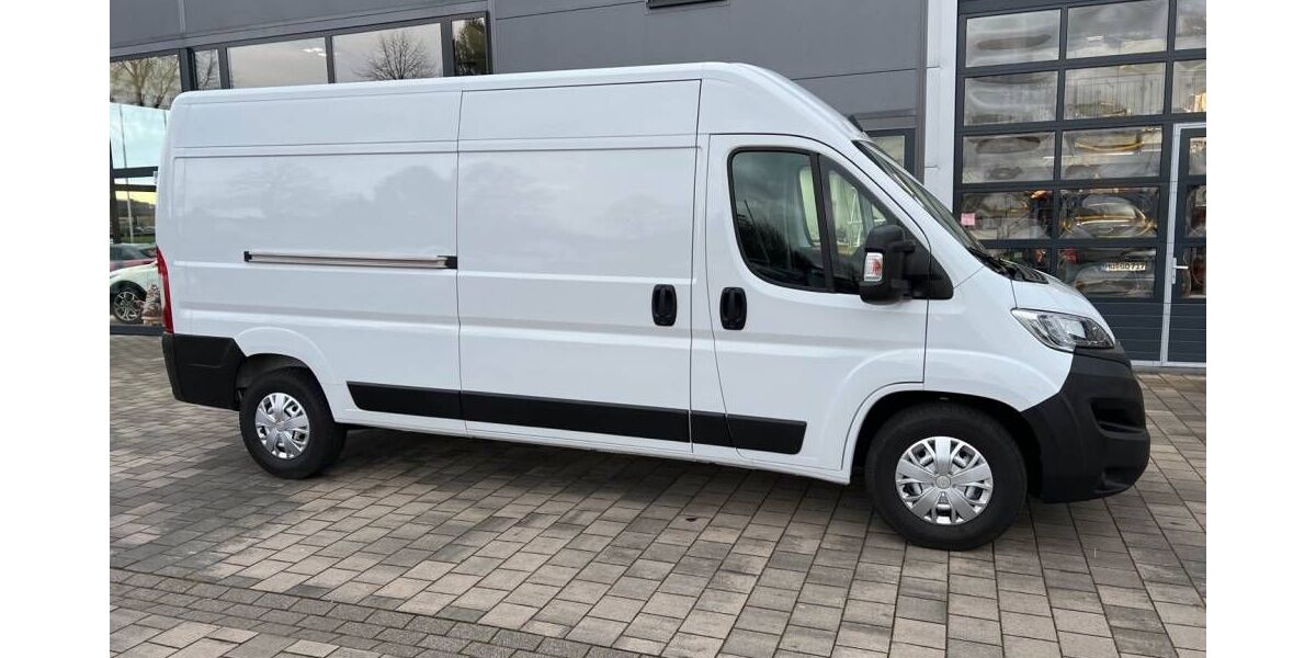 Opel Movano 7.900 km 31.470 € Nidda 63667