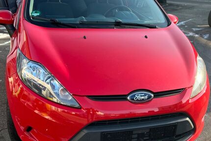 Ford Fiesta 130.000 km 2.700 &euro; Welzheim 73642