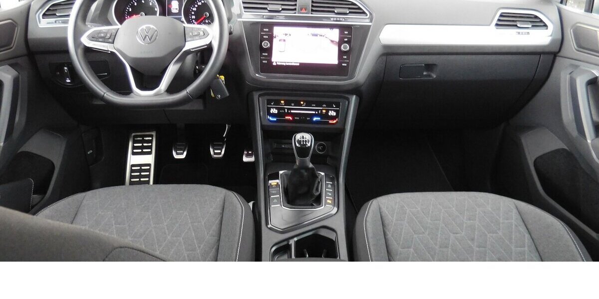 VW Tiguan 1.5 Move Klima TSI Navi 32.400 km 23.990 &euro; Vordorf 38533