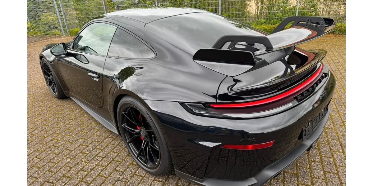 Porsche 992 6.000 km 206.992 &euro; Kirchhain 35274