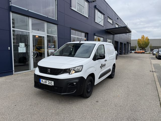 Peugeot Partner 26.800 km 16.390 &euro; Nürnberg OT Schweinau 90439