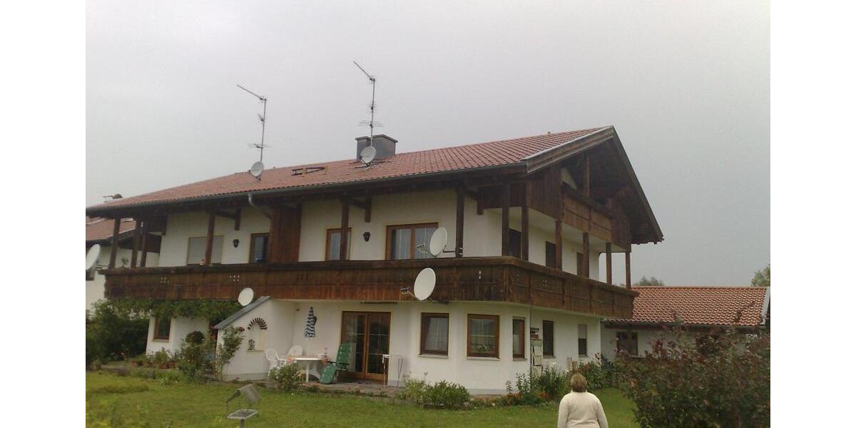 Tittmoning Kirchheim: 4 Zimmer-Whg. ab April 2026 zu vermieten 4 zimmer