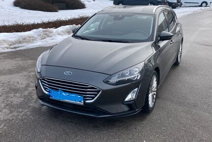 Ford Focus 97.600 km 13.550 &euro; Parsberg 92331