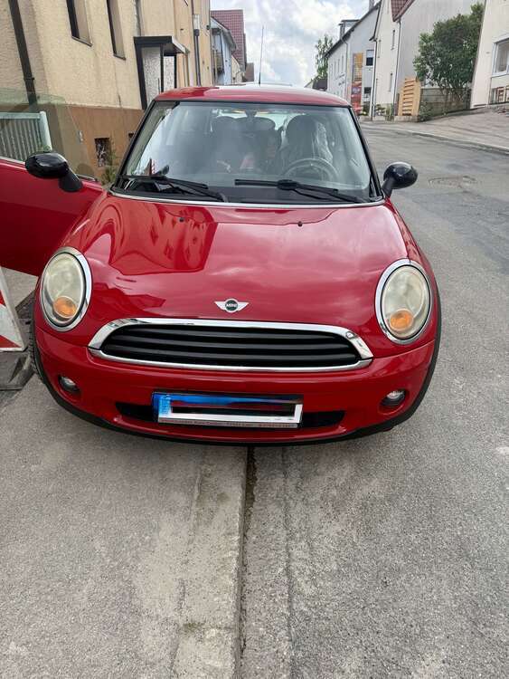 Mini One 105.000 km 6.000 € Villingen-Schwenningen 78054
